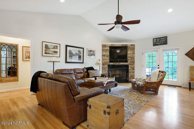 35 Bedford Circle, Pinehurst, NC 28374