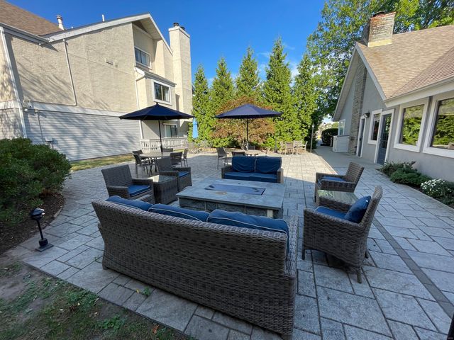 3 Long Wharf Drive, New Haven, CT 06511