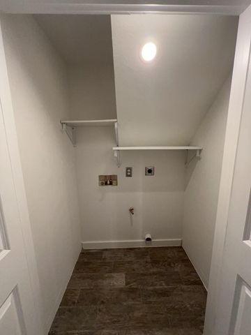 1917 Thonig Road, Houston, TX 77055