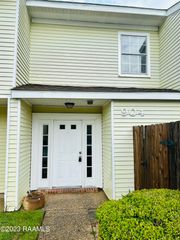 101 Wilbourn Boulevard Apt 904, Lafayette, LA 70506