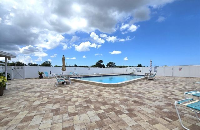 5619 BAYSHORE ROAD 435, Palmetto, FL 34221