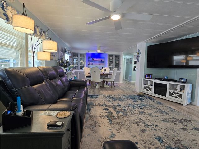 5619 BAYSHORE ROAD 435, Palmetto, FL 34221