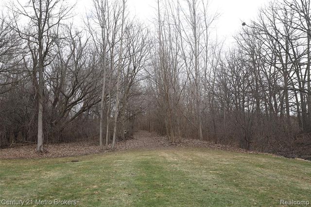 1184 Normandy Terrace Drive, Flint, MI 48532