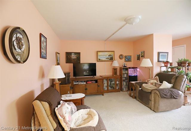 1184 Normandy Terrace Drive, Flint, MI 48532