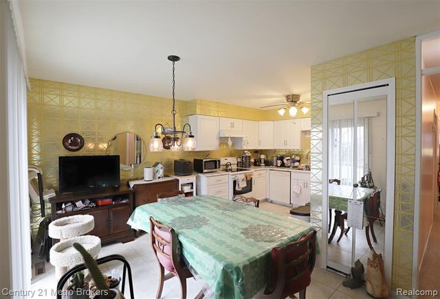 1184 Normandy Terrace Drive, Flint, MI 48532