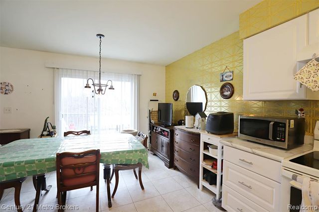 1184 Normandy Terrace Drive, Flint, MI 48532