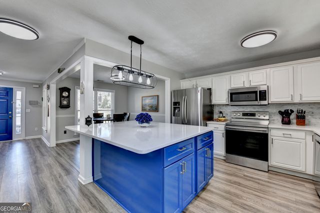 6255 Dana Way, Cumming, GA 30040