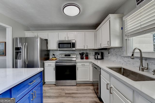 6255 Dana Way, Cumming, GA 30040