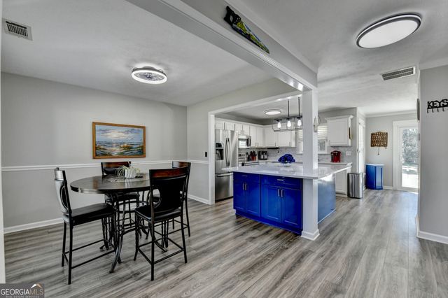 6255 Dana Way, Cumming, GA 30040