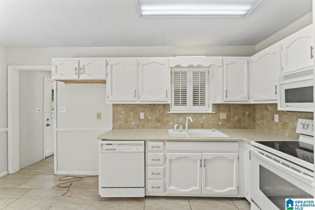 6256 ALABAMA DRIVE, Trussville, AL 35173