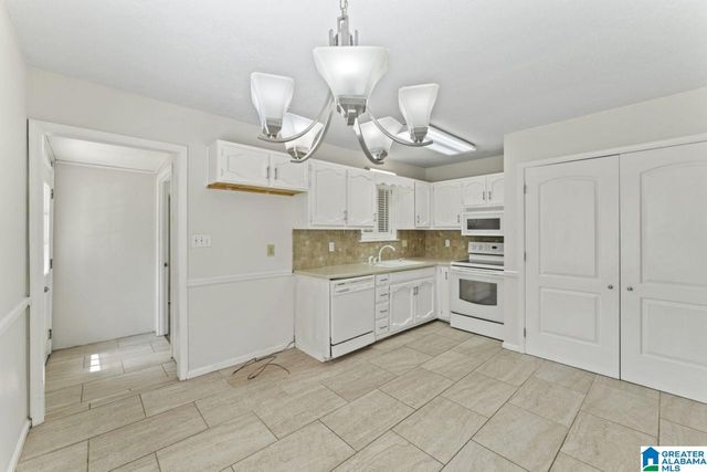 6256 ALABAMA DRIVE, Trussville, AL 35173