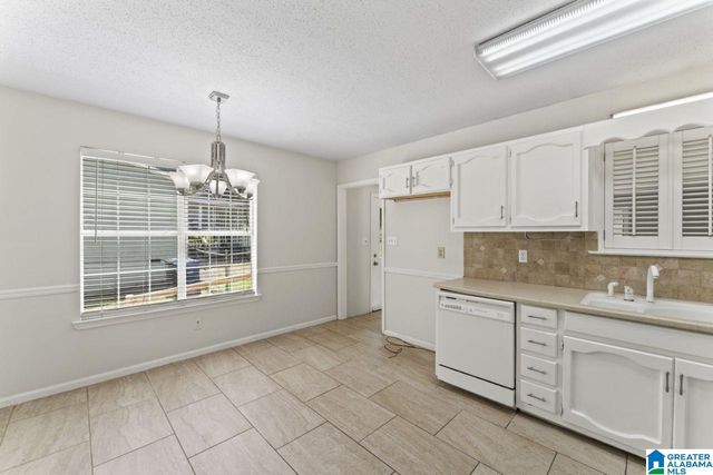 6256 ALABAMA DRIVE, Trussville, AL 35173