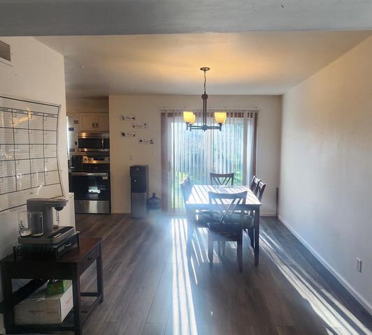6987 W Glenbrook ROAD, Milwaukee, WI 53223