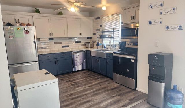 6987 W Glenbrook ROAD, Milwaukee, WI 53223