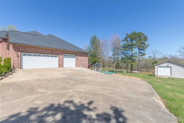 14114 Christy Lane, Poplar Bluff, MO 63901