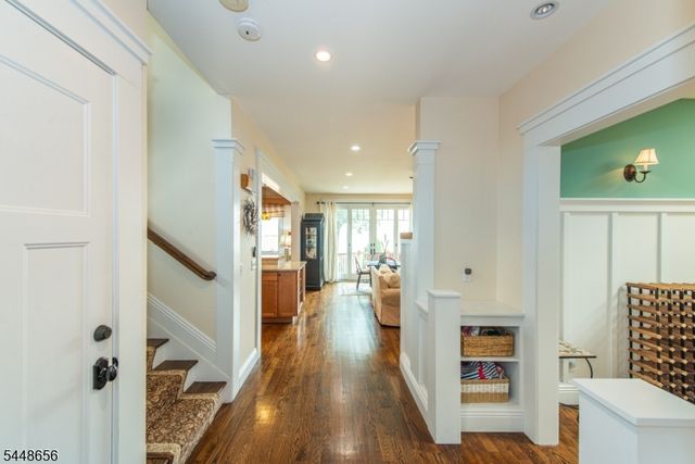 121 Maxim Dr, Hopatcong Boro, NJ 07843