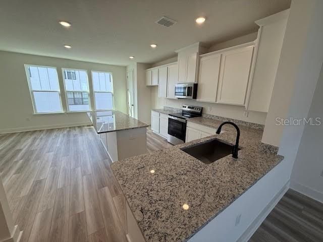 15226 GROVESIDE ROAD, Winter Garden, FL 34787