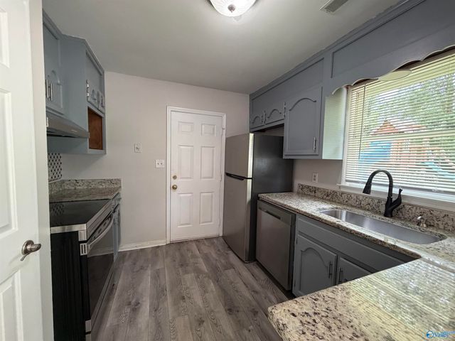 1027 Riverchase Road, Huntsville, AL 35803