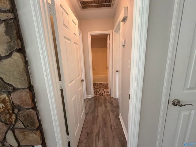 1027 Riverchase Road, Huntsville, AL 35803