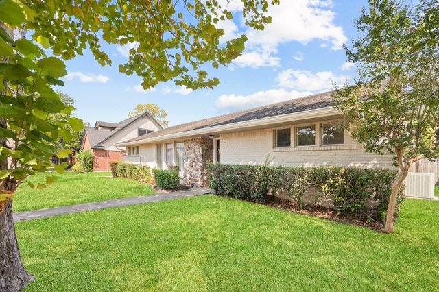 8314 Edgemoor Drive, Houston, TX 77036