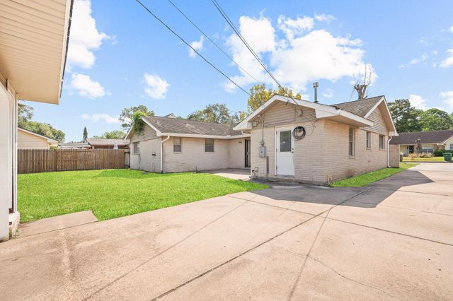 8314 Edgemoor Drive, Houston, TX 77036