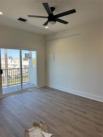 3808 Yale Street, Houston, TX 77018