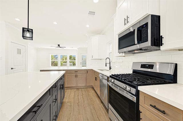 3808 Yale Street, Houston, TX 77018