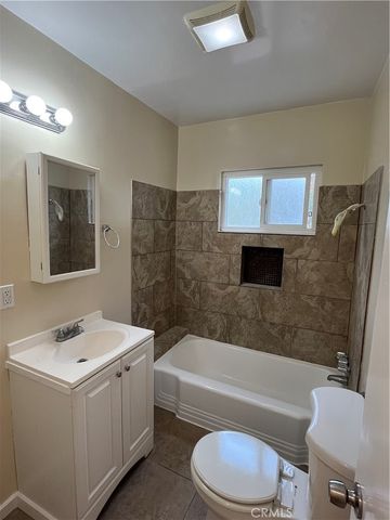 128 E 121st Street, Los Angeles, CA 90061