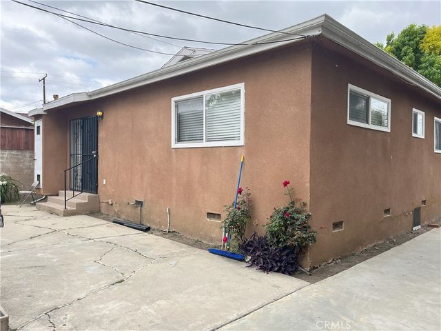 128 E 121st Street, Los Angeles, CA 90061