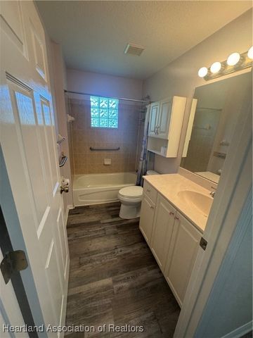 447 Serenade Terrace, Lake Placid, FL 33852