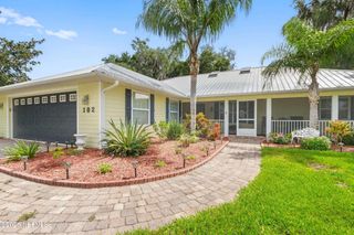 102 ST JOHNS Boulevard, East Palatka, FL 32131