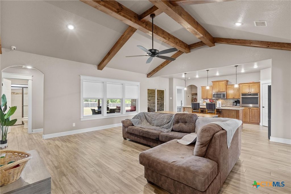 Image 13 of property listing at 3533 Hooten Bend Road, Kempner, TX 76539