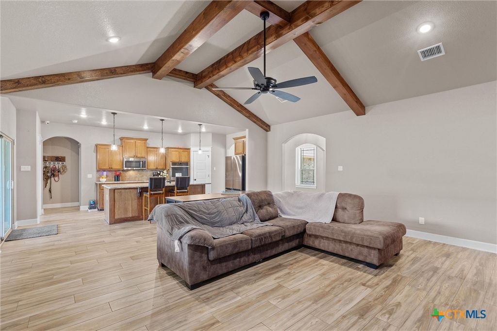 Image 15 of property listing at 3533 Hooten Bend Road, Kempner, TX 76539