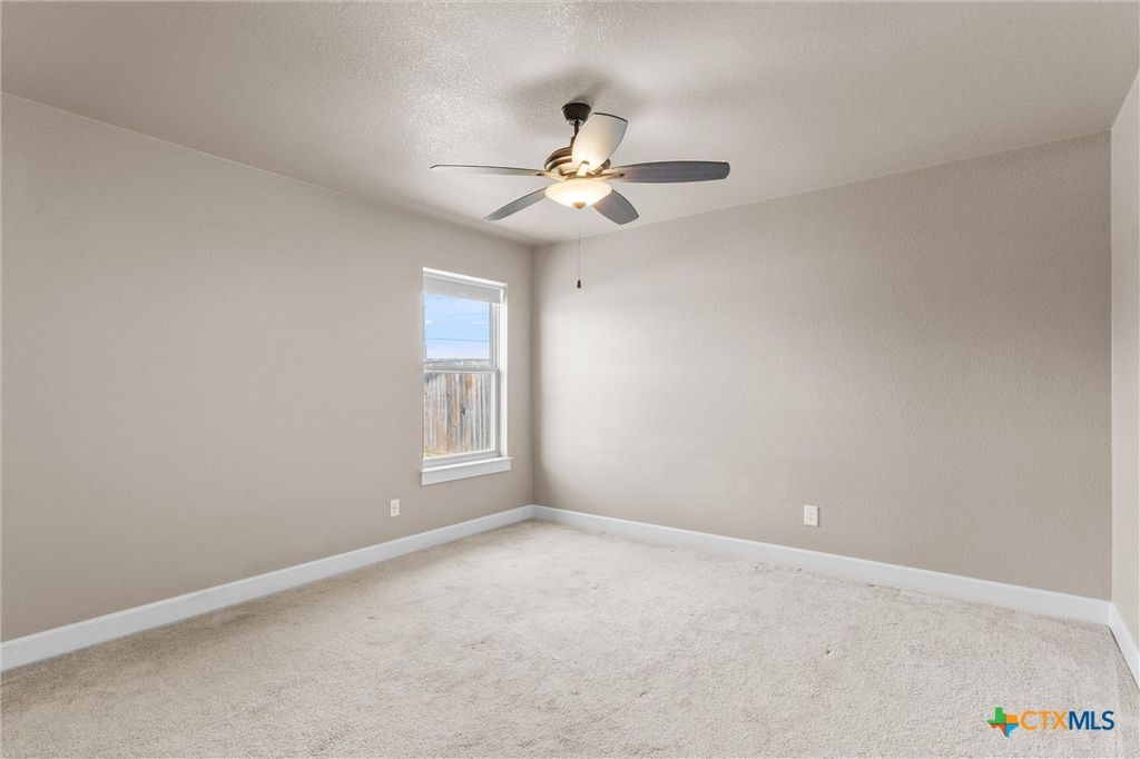 Image 27 of property listing at 3533 Hooten Bend Road, Kempner, TX 76539