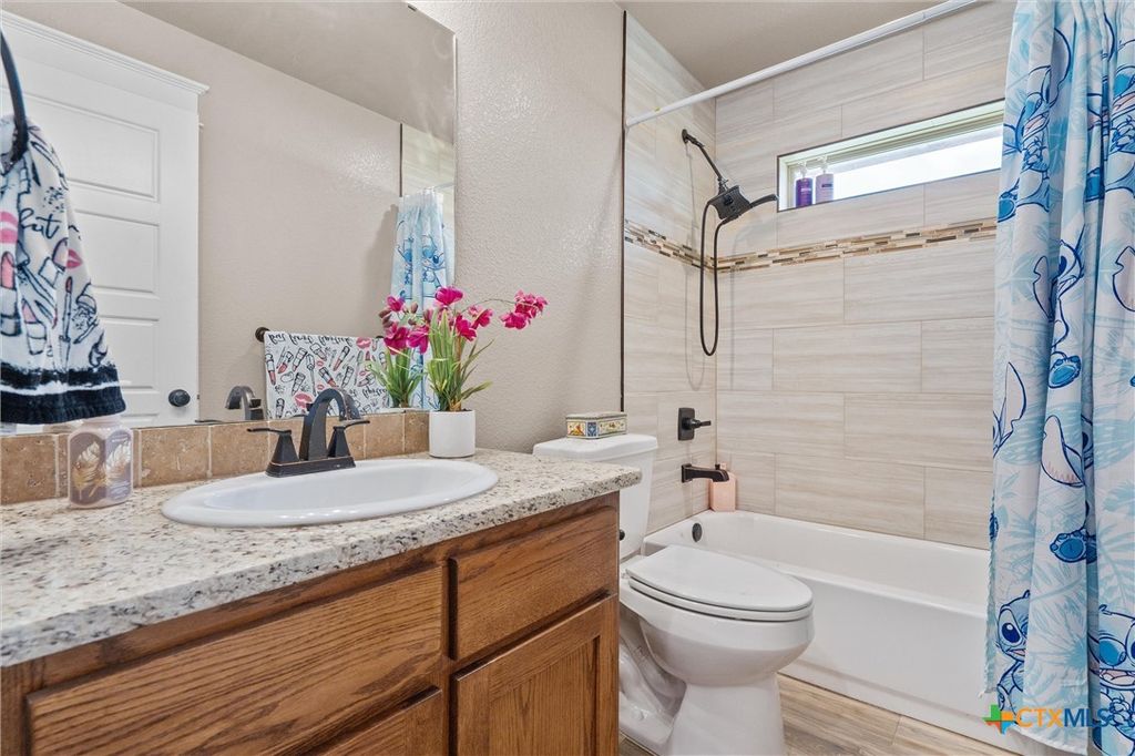 Image 29 of property listing at 3533 Hooten Bend Road, Kempner, TX 76539