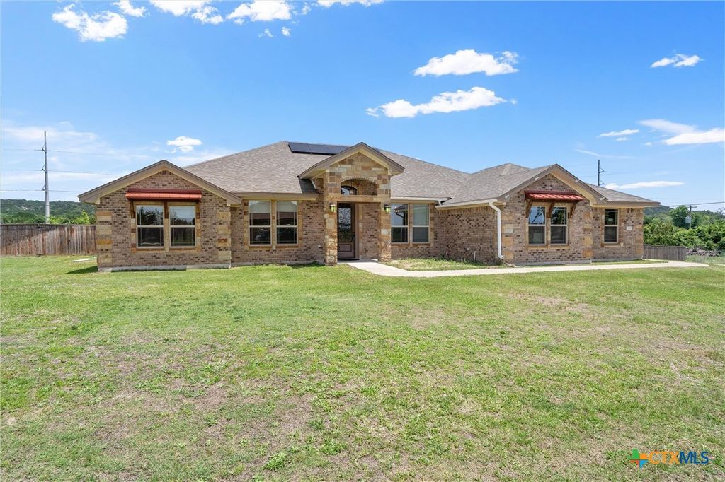 Image 33 of property listing at 3533 Hooten Bend Road, Kempner, TX 76539