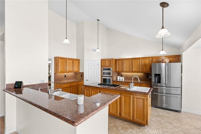 2017 Windemere Way, Upland, CA 91784