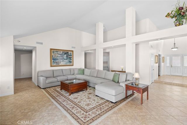 2017 Windemere Way, Upland, CA 91784