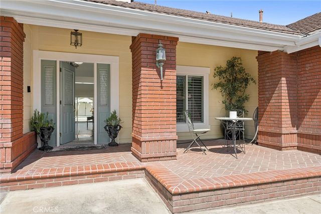 2017 Windemere Way, Upland, CA 91784