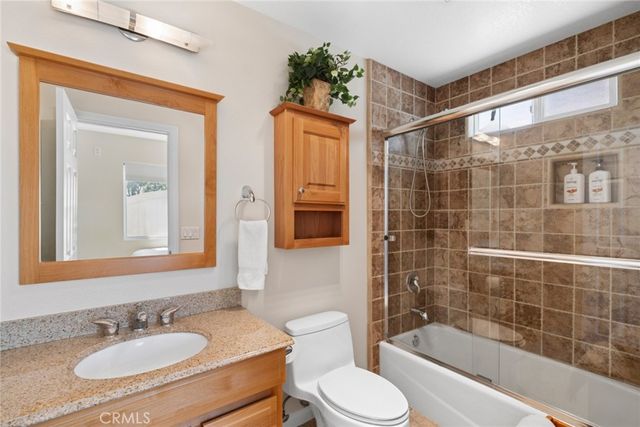 2017 Windemere Way, Upland, CA 91784