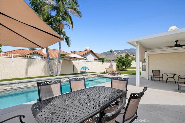 2017 Windemere Way, Upland, CA 91784