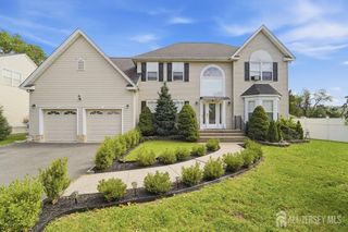 506 Jarrard Street, Piscataway, NJ 08854