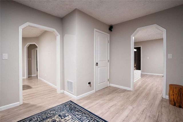 5656 Handley Boulevard, Morrow, GA 30260