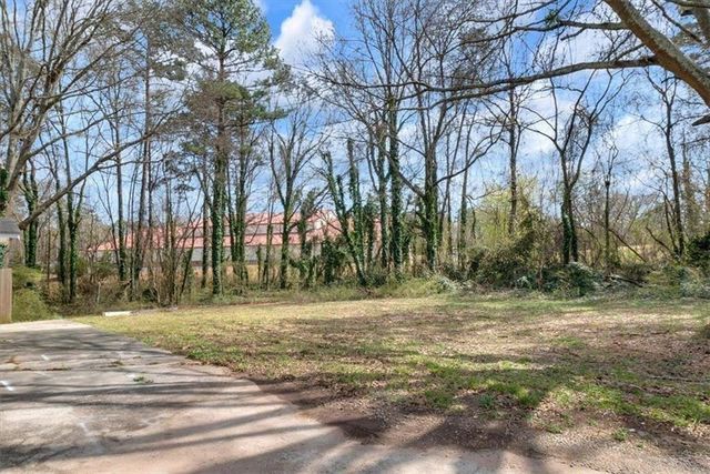 5656 Handley Boulevard, Morrow, GA 30260
