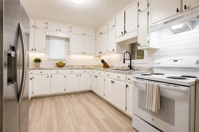 5656 Handley Boulevard, Morrow, GA 30260