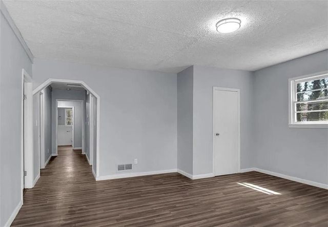 5656 Handley Boulevard, Morrow, GA 30260