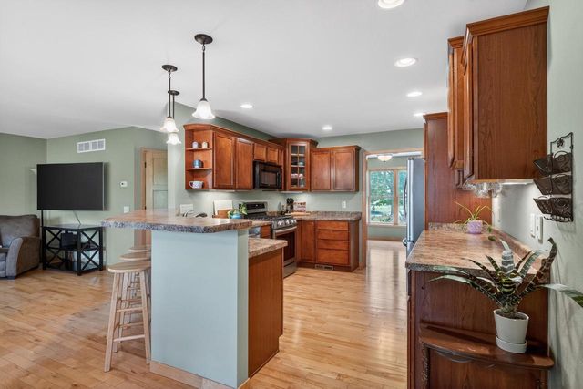 2116 Hoel Circle, Stoughton, WI 53589