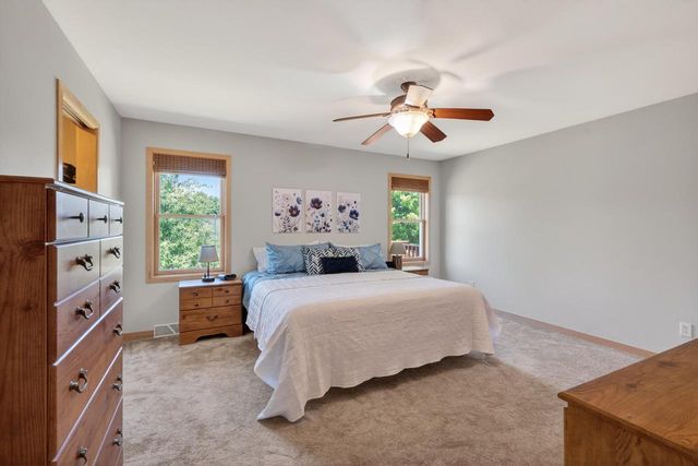 2116 Hoel Circle, Stoughton, WI 53589