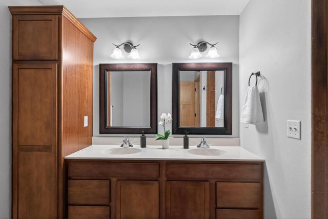2116 Hoel Circle, Stoughton, WI 53589