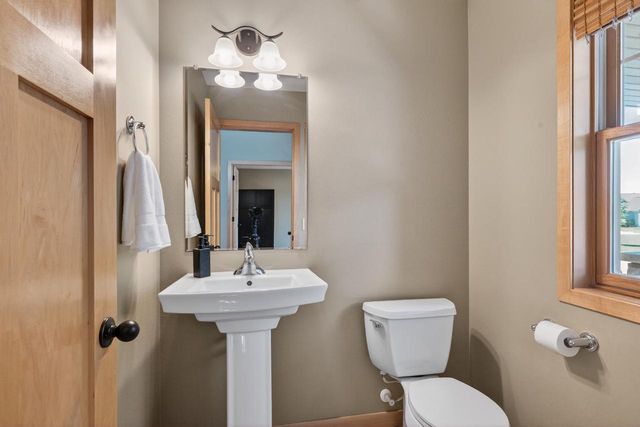 2116 Hoel Circle, Stoughton, WI 53589